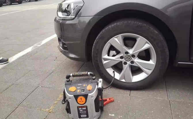 射洪汽车搭电案例