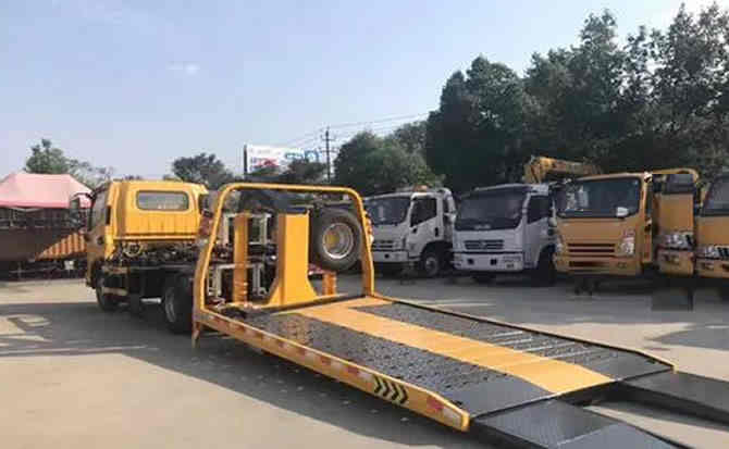 射洪汽车中途维修案例